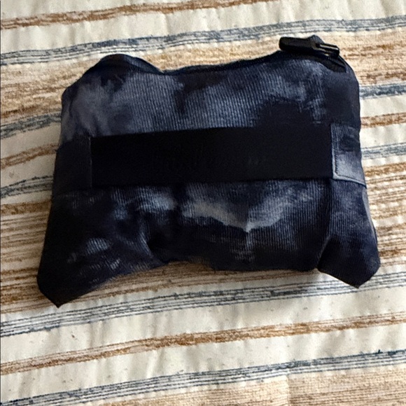 Lululemon MIST OVER WINDBREAKER *Sky Dye Multi Windbreaker - Picture 11 of 11